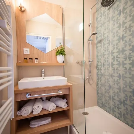 Ξενοδοχείο με διαμερίσματα Residhome Promenade 3*