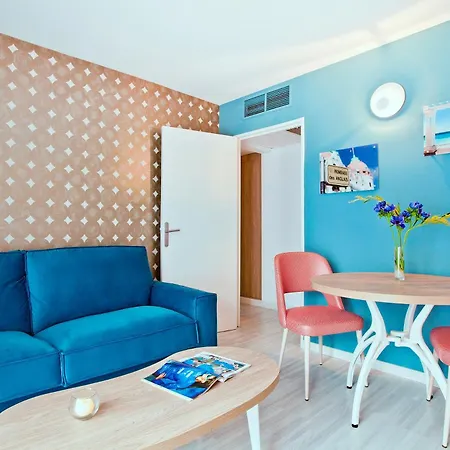 Ξενοδοχείο με διαμερίσματα Residhome Promenade 3*