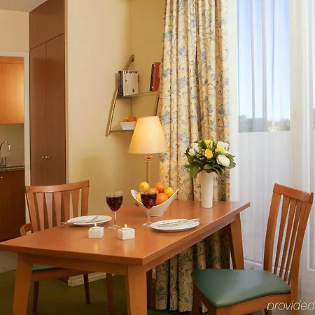 Residhome Promenade Νίκαια