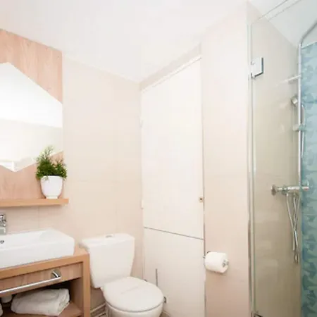 Residhome Promenade Aparthotel 3*