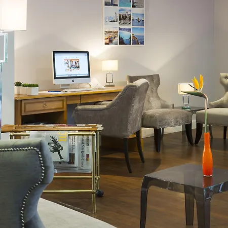 Apart-hotel Residhome Promenade Nice