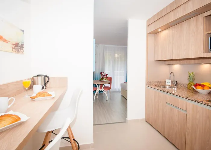 Residhome Promenade 3* Nicea