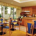 Residhome Promenade Aparthotel 3*